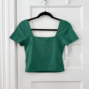 NWT Aritzia Babaton Tight-Fit Contour Square Neck Tee in Forest Green